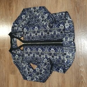 (S) Lady Dutch High Society Lightweight Slightly Sheer Cut Out Blouse Office